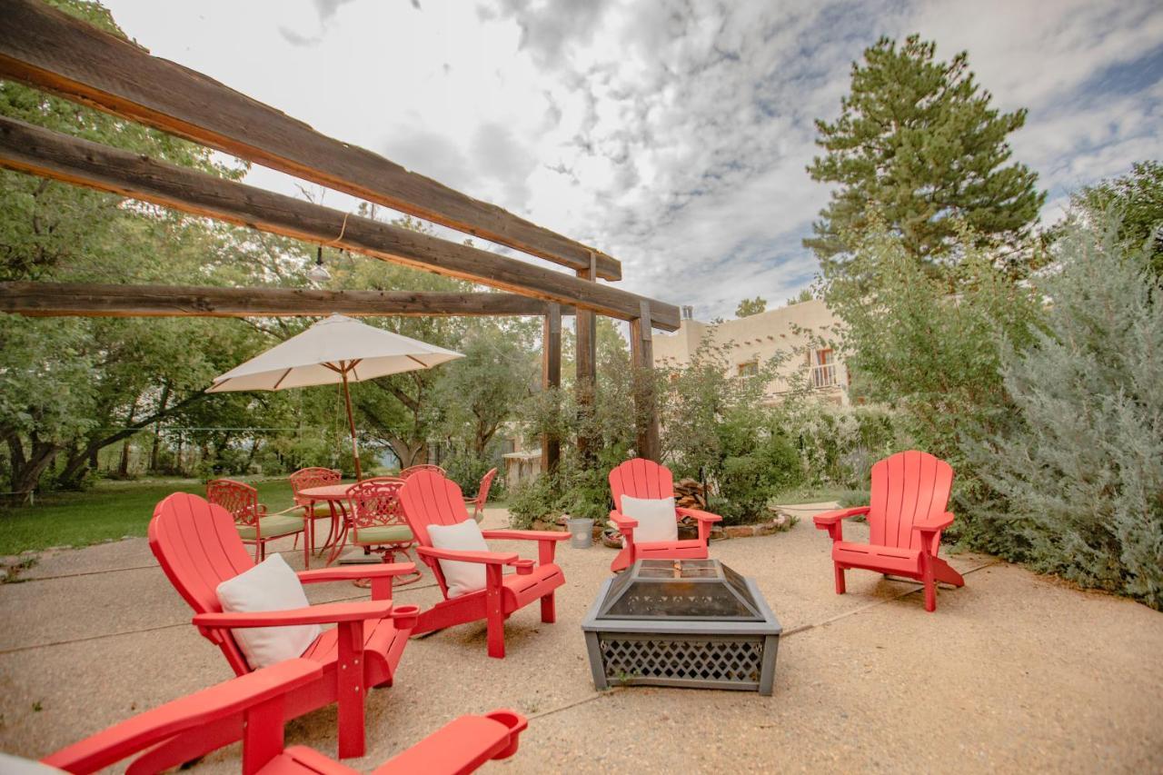 Blue Sky Retreat At San Geronimo Lodge Taos Exterior photo